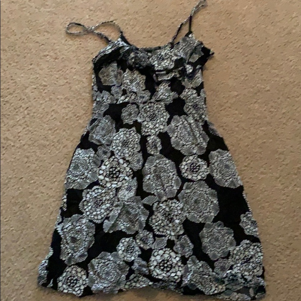 Floral print black and white summer dress